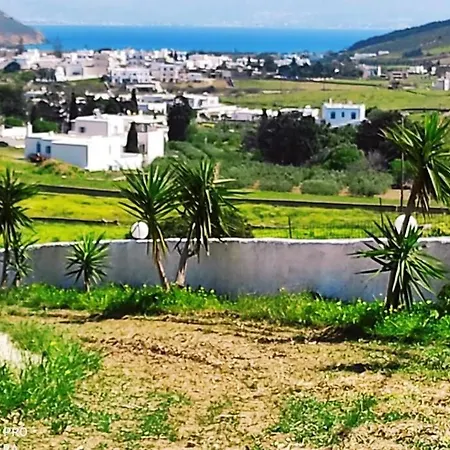 Appartement Irini's B & W House With Jacuzzi *